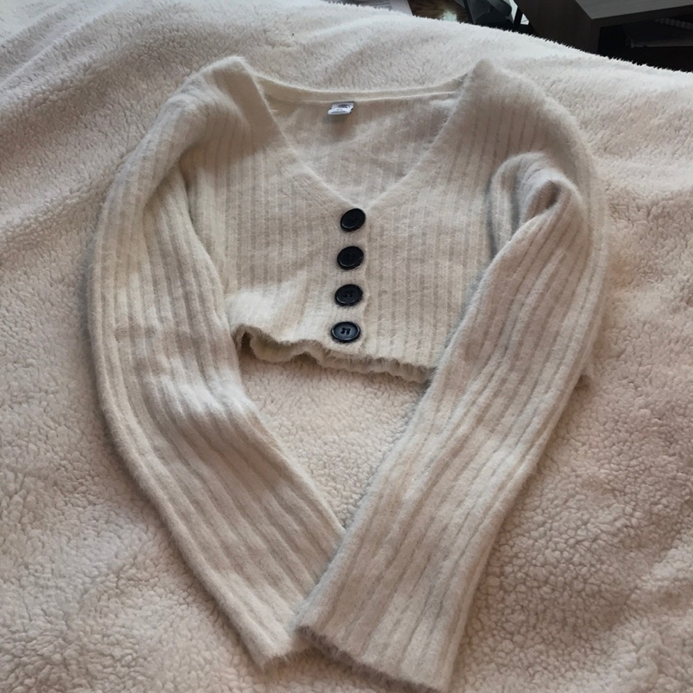 Urban Outfitters Cropped Sweater